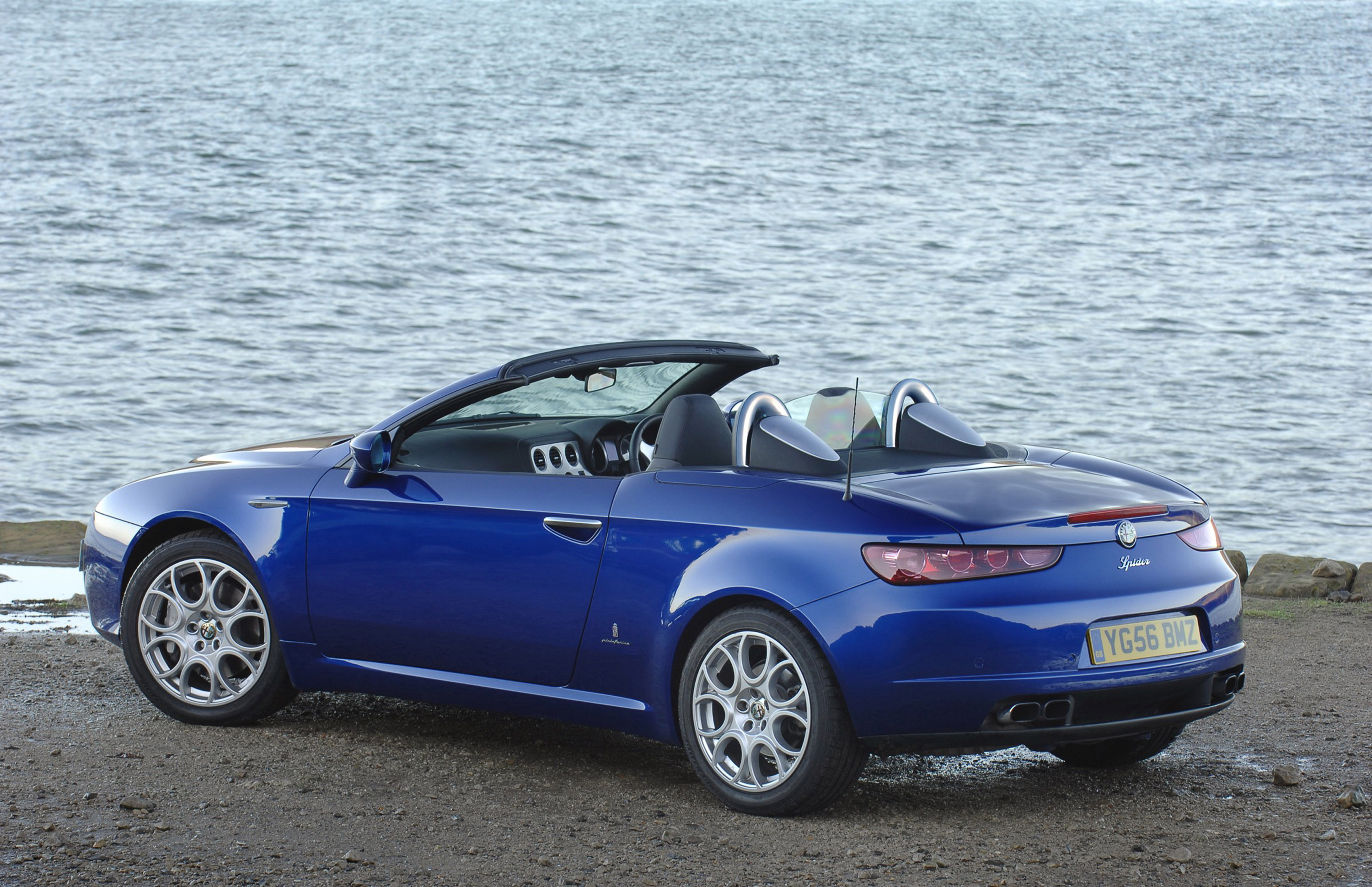 Размер колёс на Alfa Romeo Spider 2006 Подбор шин на Alfa Romeo Spider 2006