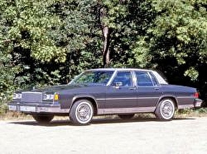 Размер колёс на Buick Le Sabre 1982 Подбор шин на Buick Le Sabre 1982