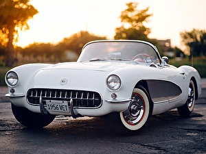 Размер колёс на Chevrolet Corvette 1956 Подбор шин на Chevrolet Corvette 1956