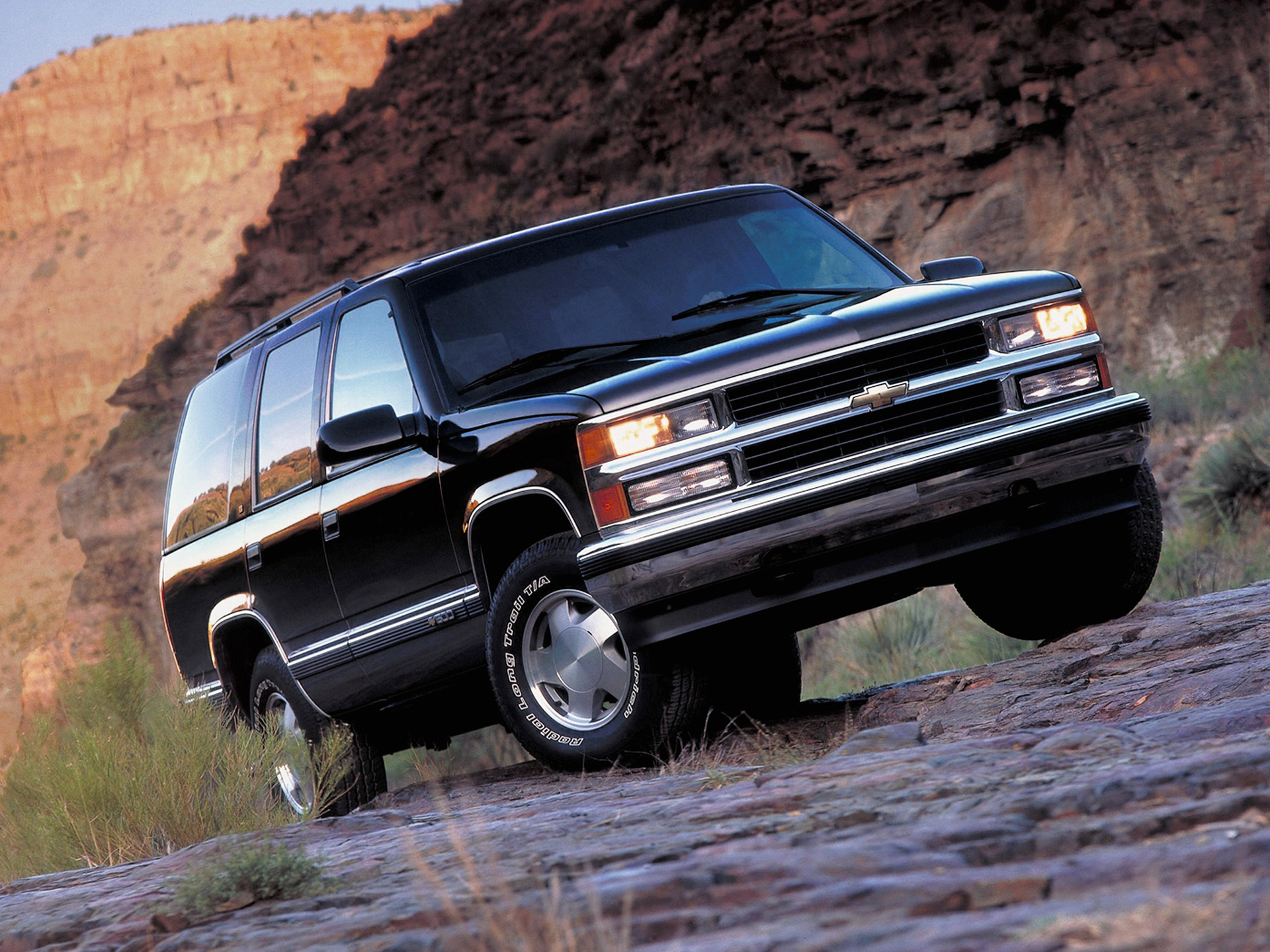 Размер колёс на Chevrolet Tahoe 1995 Подбор шин на Chevrolet Tahoe 1995