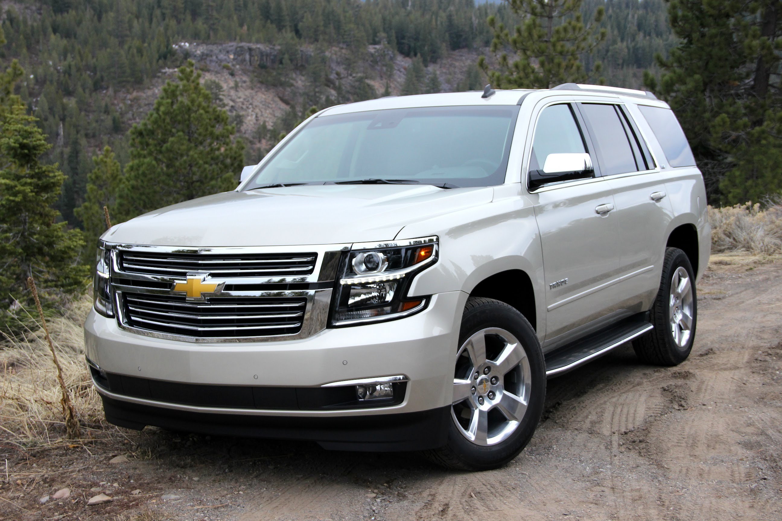 Размер колёс на Chevrolet Tahoe 2015 Подбор шин на Chevrolet Tahoe 2015