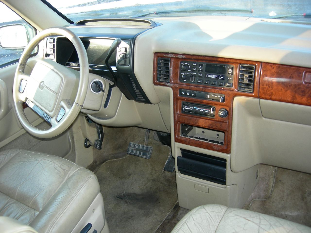 Подбор шин на Chrysler Voyager 1994