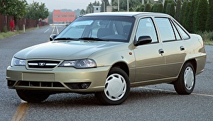 为汽车选择轮胎和轮圈 Daewoo Nexia. Шины на Daewoo