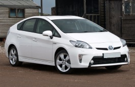 Размер колёс на FAW Toyota Prius 2012 Подбор шин на FAW Toyota Prius 2012