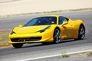 Размер колёс на Ferrari 458 Italia 2010 Подбор шин на Ferrari 458 Italia 2010