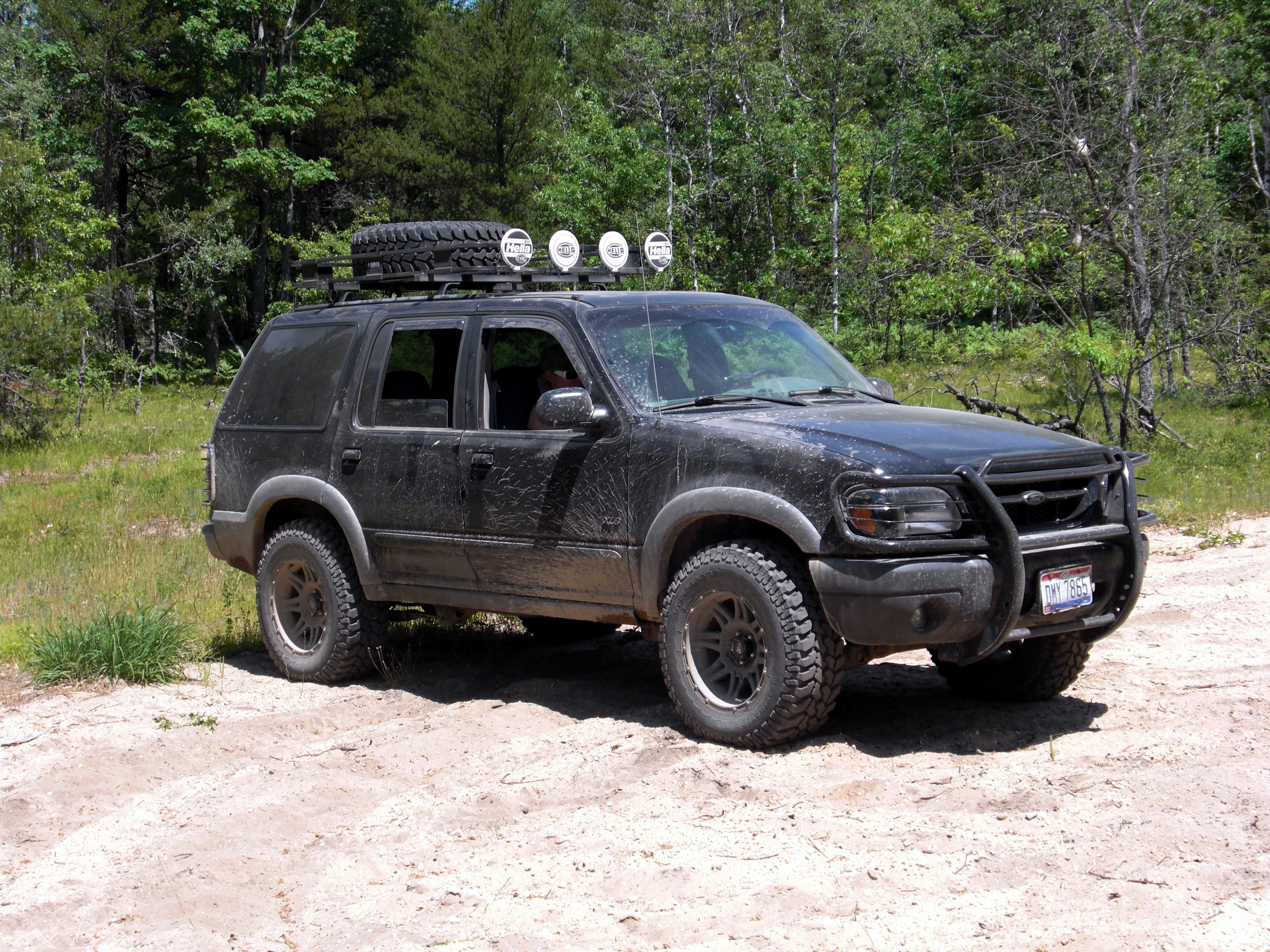 Подбор шин на Ford Explorer 1999