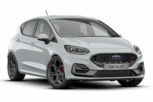 为汽车选择轮胎和轮圈 Ford Fiesta. Шины на Ford