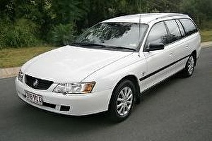 Размер колёс на Holden Commodore 2004 Подбор шин на Holden Commodore 2004