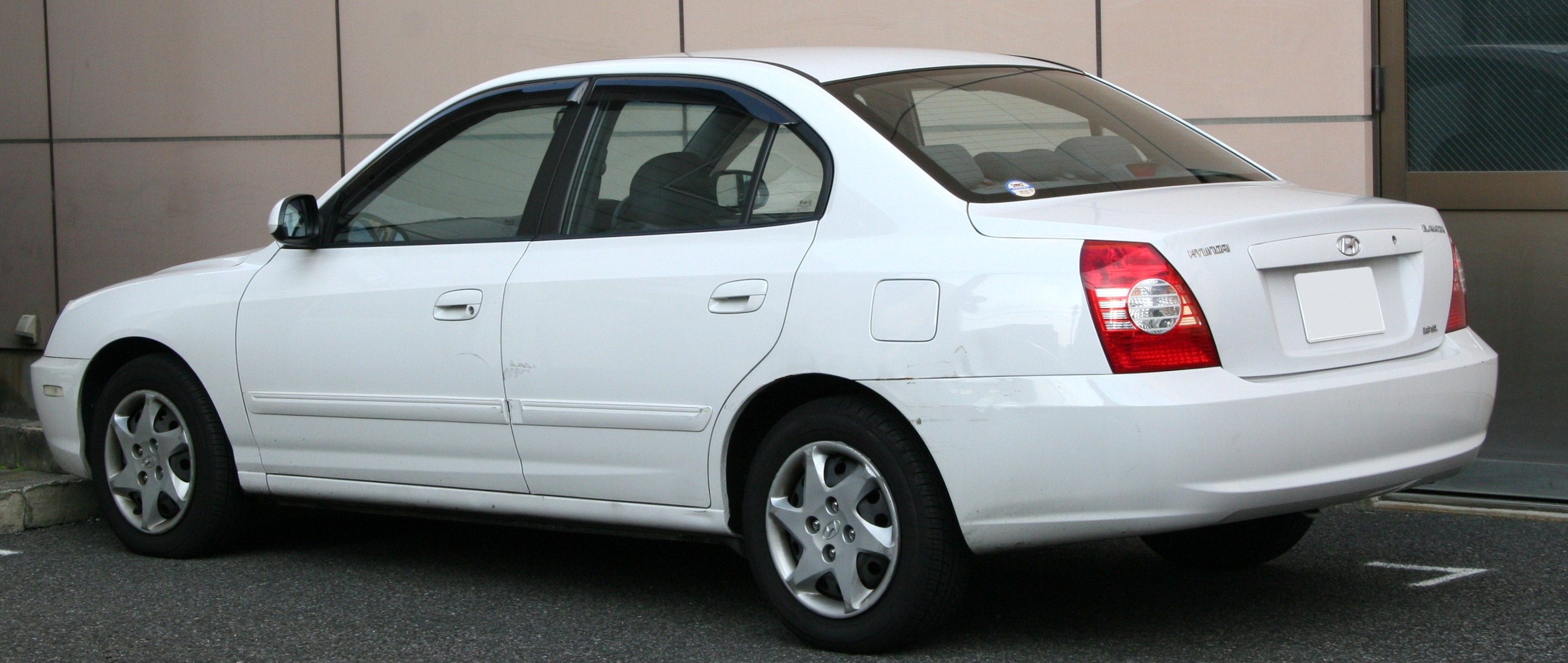Размер колёс на Hyundai Elantra 2003 Подбор шин на Hyundai Elantra 2003