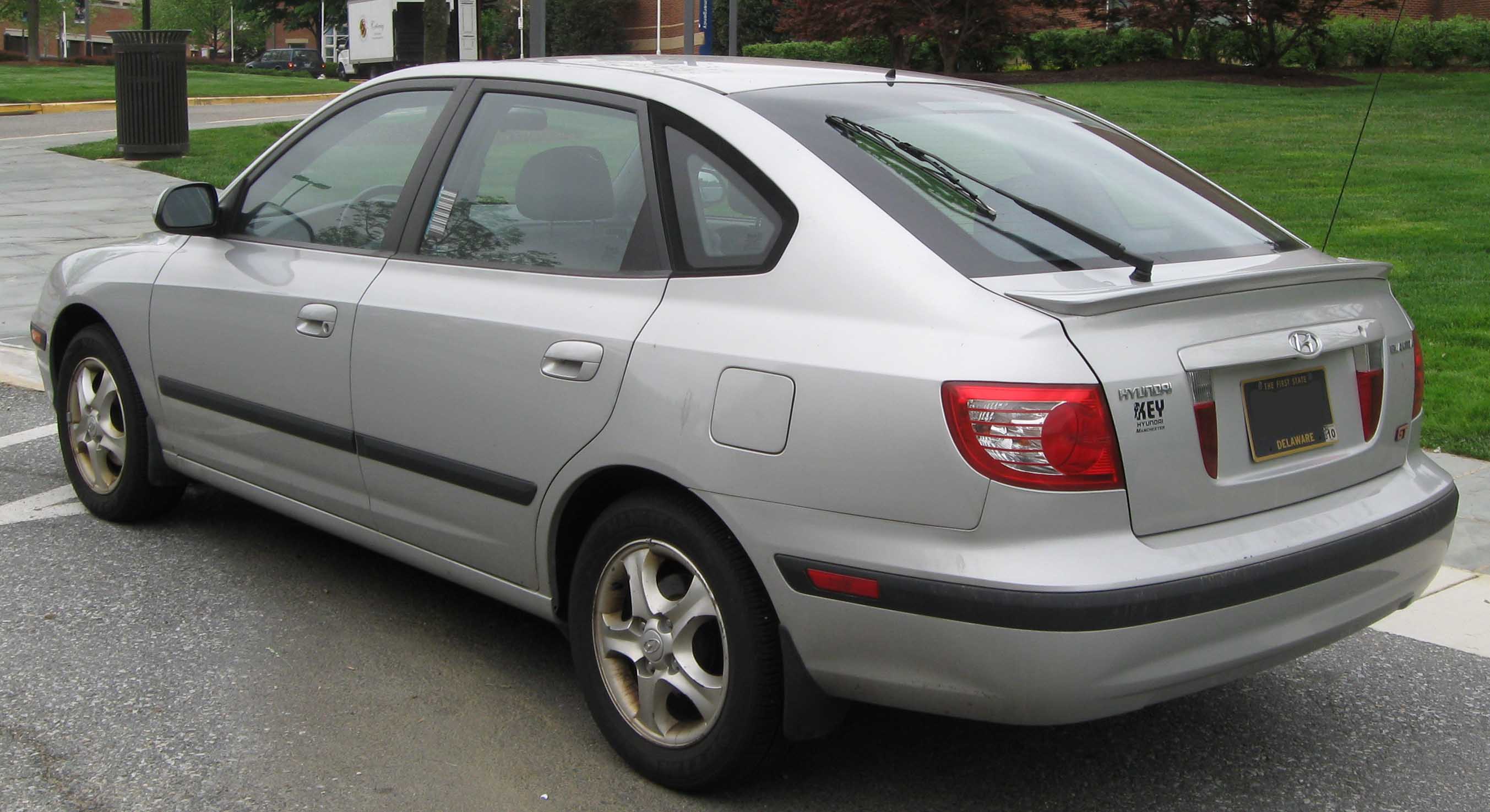 Подбор шин на Hyundai Elantra 2006
