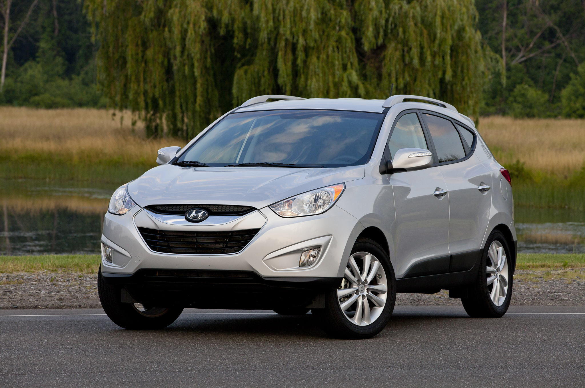 Размер колёс на Hyundai Tucson 2013 Подбор шин на Hyundai Tucson 2013