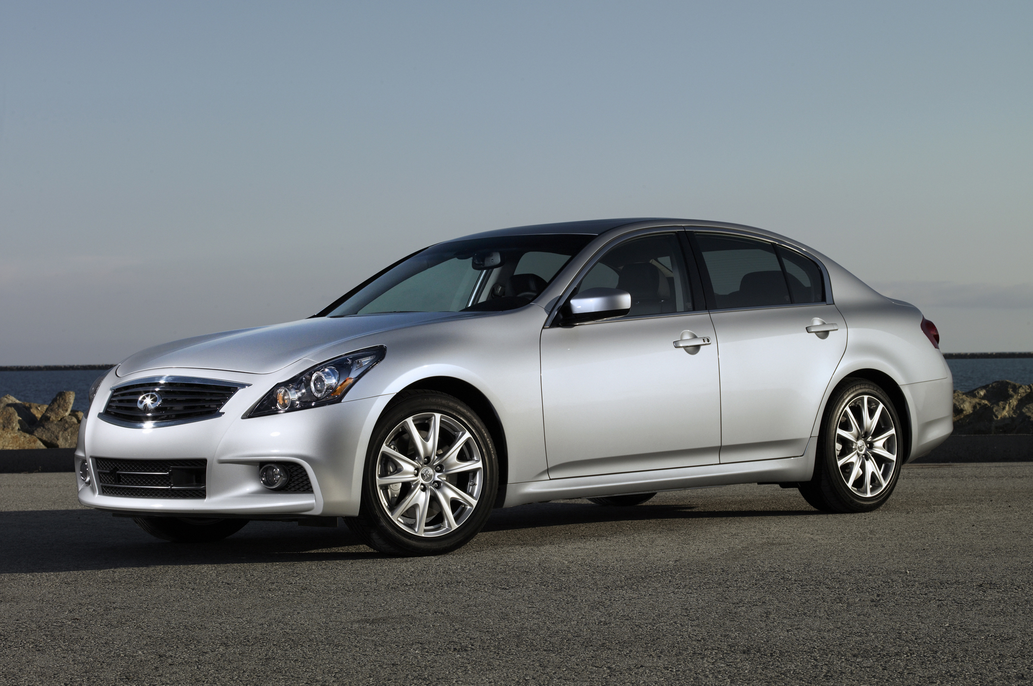 Размер колёс на Infiniti G 2013 Подбор шин на Infiniti G 2013
