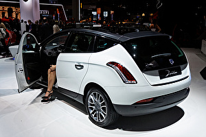 Размер колёс на Lancia Delta 2012 Подбор шин на Lancia Delta 2012