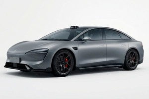 为汽车选择轮胎和轮圈 Luxeed S7. Шины на Luxeed