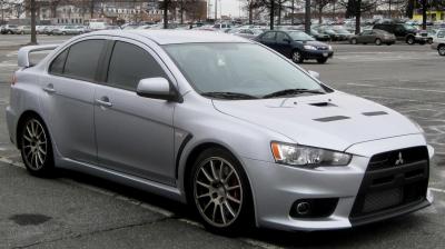 Размер колёс на Mitsubishi Lancer Evo IX 2010 Подбор шин на Mitsubishi Lancer Evo IX 2010