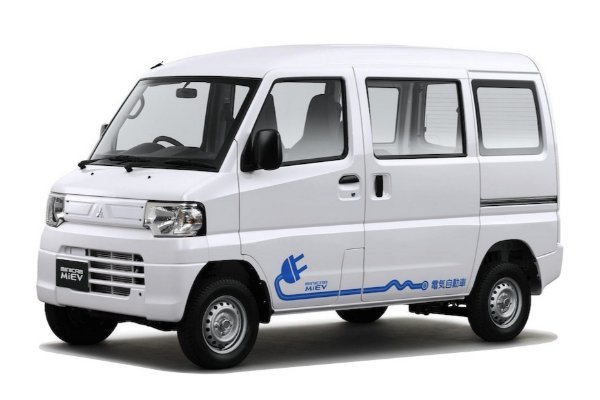 Размер колёс на Mitsubishi Minicab-MiEV 2025 Подбор шин на Mitsubishi Minicab-MiEV 2025