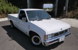 Размер колёс на Nissan Navara 1997 Подбор шин на Nissan Navara 1997