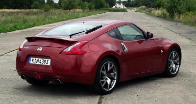 Размер колёс на Nissan Z 2014 Подбор шин на Nissan Z 2014