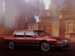 Размер колёс на Oldsmobile 98 1989 Подбор шин на Oldsmobile 98 1989
