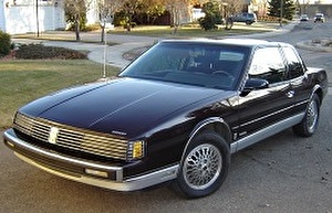Размер колёс на Oldsmobile Toronado 1986 Подбор шин на Oldsmobile Toronado 1986