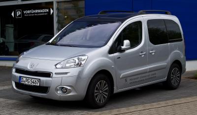 Размер колёс на Peugeot Partner Tepee 2013 Подбор шин на Peugeot Partner Tepee 2013
