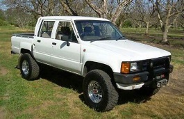 Размер колёс на Toyota Hilux 1987 Подбор шин на Toyota Hilux 1987
