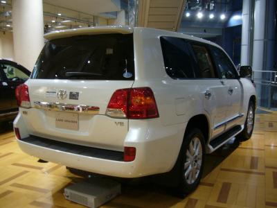 Размер колёс на Toyota Land Cruiser 200 2013 Подбор шин на Toyota Land Cruiser 200 2013