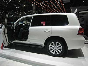 Размер колёс на Toyota Land Cruiser 200 2014 Подбор шин на Toyota Land Cruiser 200 2014