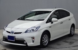 Размер колёс на Toyota Prius PHV 2013 Подбор шин на Toyota Prius PHV 2013