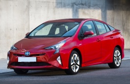 Размер колёс на Toyota Prius+ 2016 Подбор шин на Toyota Prius+ 2016