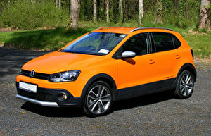 Размер колёс на Volkswagen CrossPolo 2018 Подбор шин на Volkswagen CrossPolo 2018