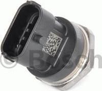 BOSCH Датчик давления топлива OPEL INSIGNIA 2.0 (12618608, 0261545055)