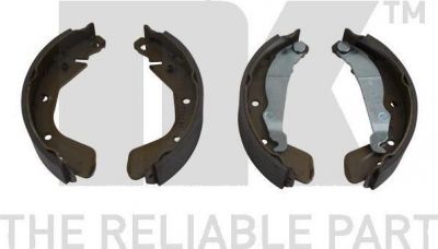 NK 2736797 комплект тормозных колодок на OPEL CORSA C (F08, F68)