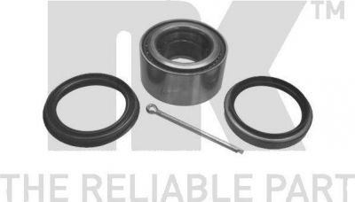 NK 752212 комплект подшипника ступицы колеса на NISSAN BLUEBIRD Hatchback (T72, T12)