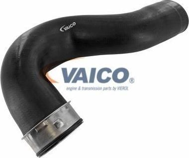 VAICO V30-2245 трубка нагнетаемого воздуха на MERCEDES-BENZ VITO автобус (W639)
