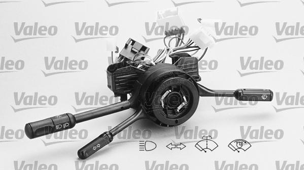 Valeo 251384 выключатель на колонке рулевого управления на FIAT UNO (146A/E)