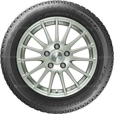 Bridgestone Blizzak Spike-01 255/70 R16 111T