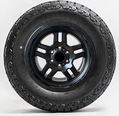 Compasal Grindor R/T 245/70 R17 119/116Q 