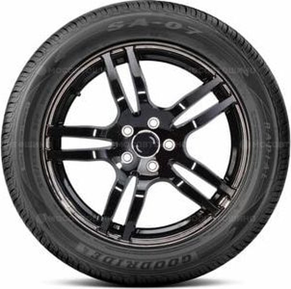 侧视图 Goodride SA07 205/40 R17 84W 