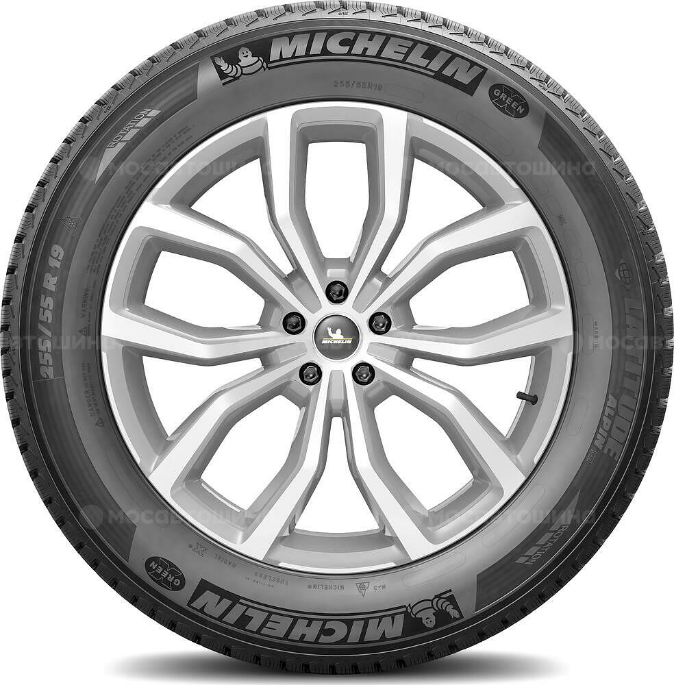 侧视图 Michelin Latitude Alpin 2 225/65 R17