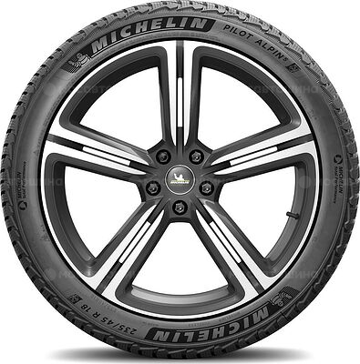 Michelin Pilot Alpin PA5 SUV 265/40 R22