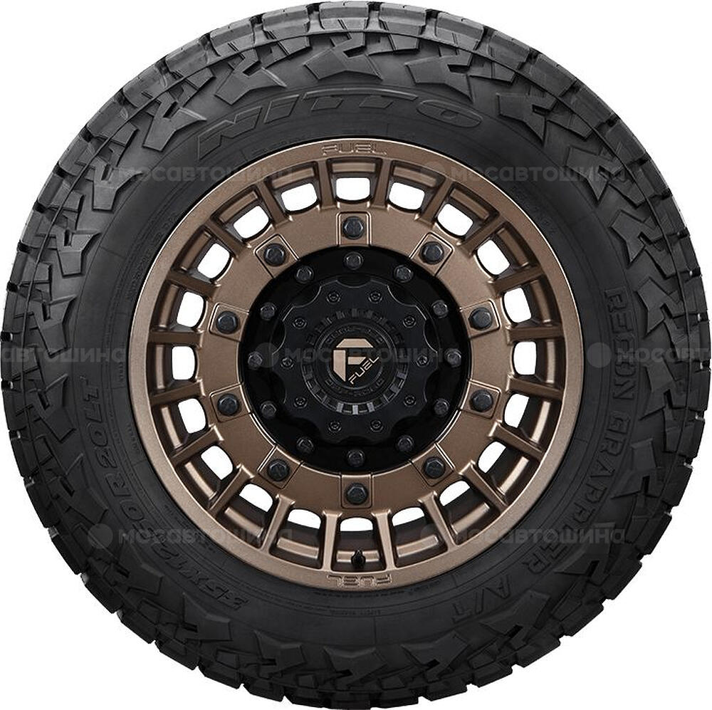 侧视图 Nitto Recon Grappler A/T 37x13,5x24 124R