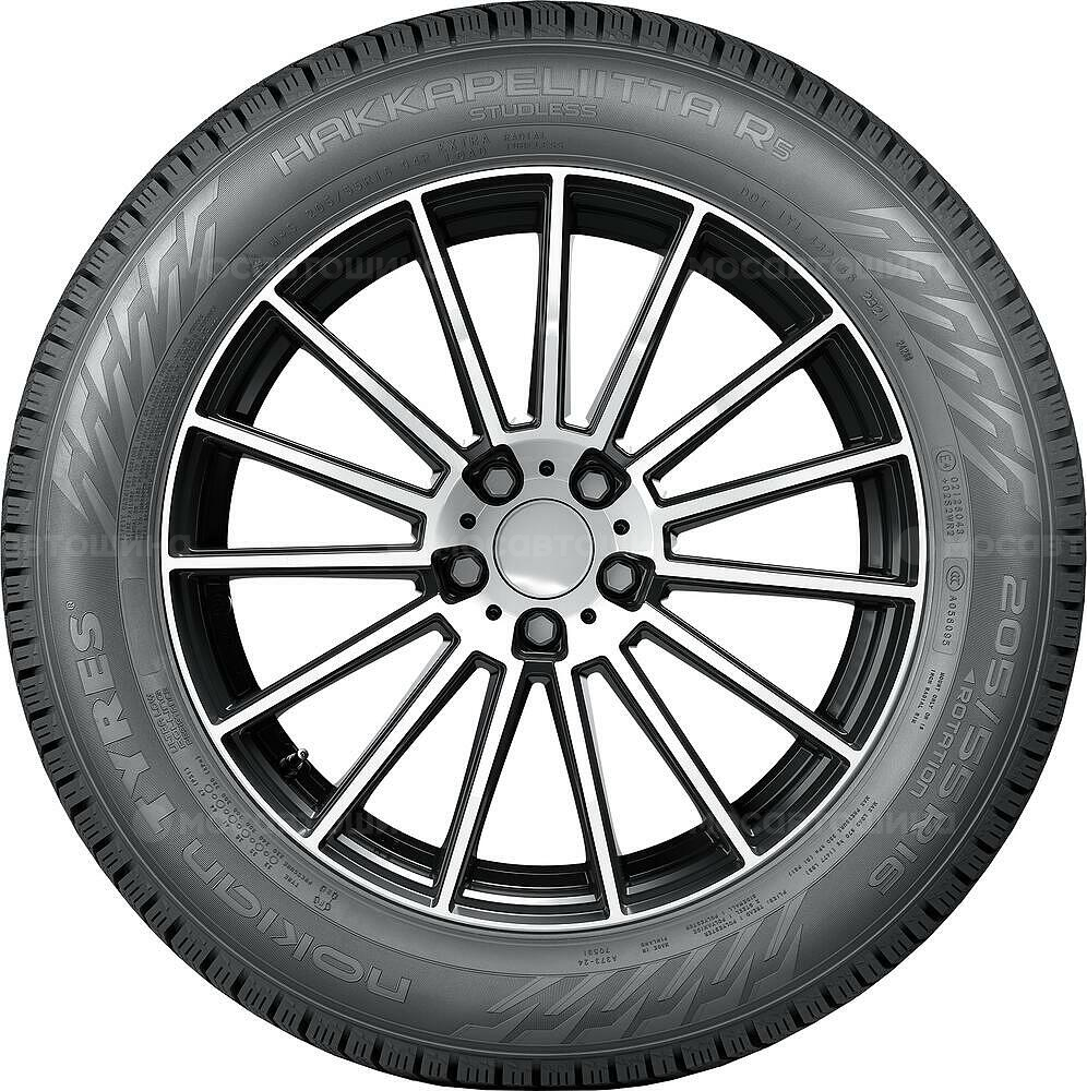 侧视图 Nokian Hakkapeliitta R5 215/50 R17 95R XL