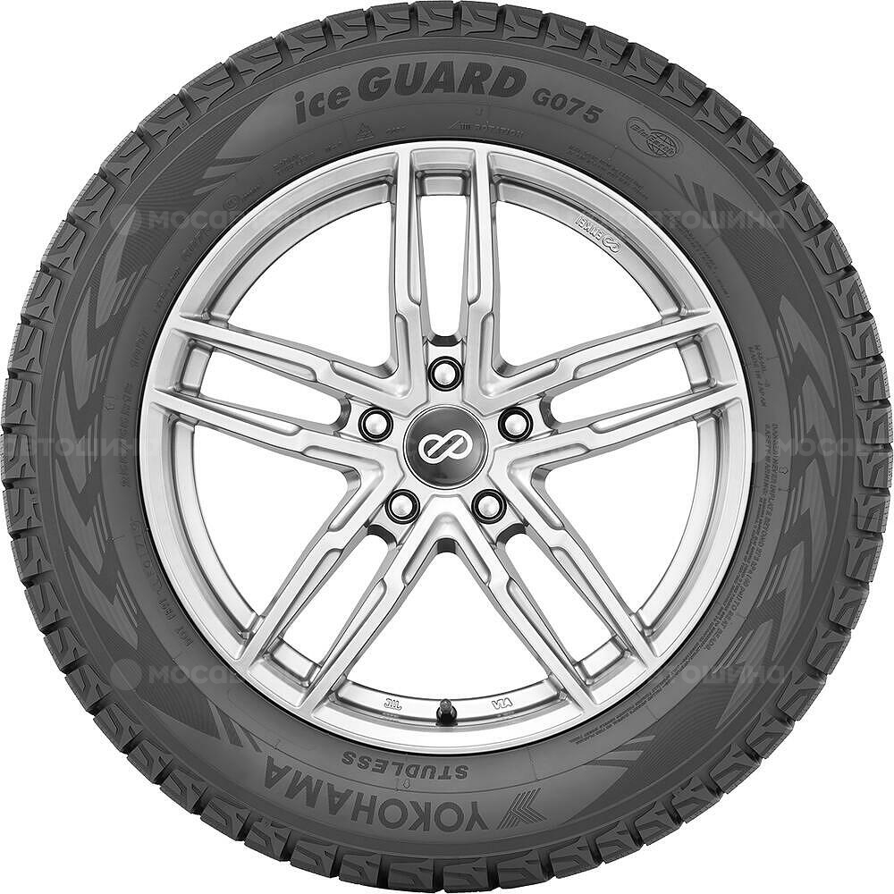侧面视图 Yokohama Ice Guard SUV G075
