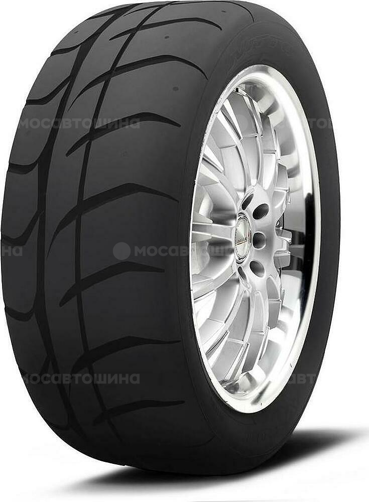 Nitto NT01 215/45 R17 87Z