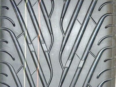 Durun F-One 255/35 R20 97W