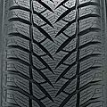 Goodyear UltraGrip 225/65 R16C 112/110R