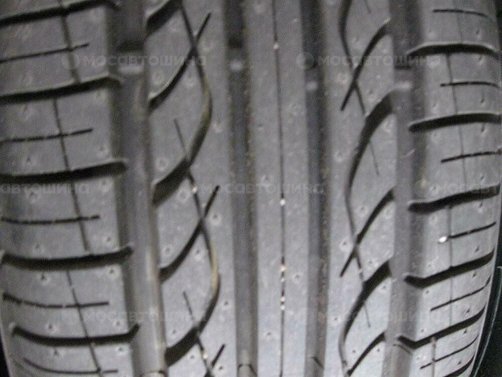 轮胎花纹 Kumho Solus KH15 175/65 R13 80T