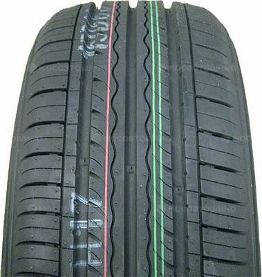 Kumho Solus KH17 165/65 R14 79T