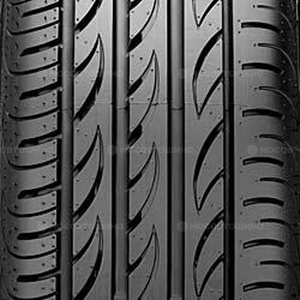 轮胎花纹 Pirelli PZero Nero 215/45 R17